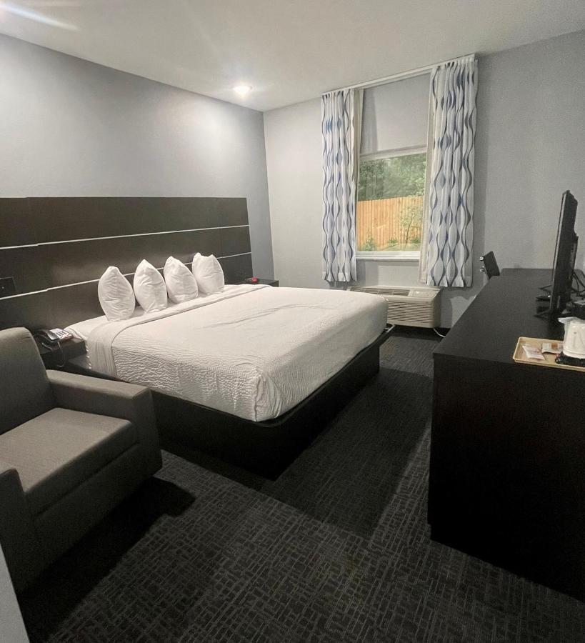 Days Inn By Wyndham Zachary La Екстер'єр фото