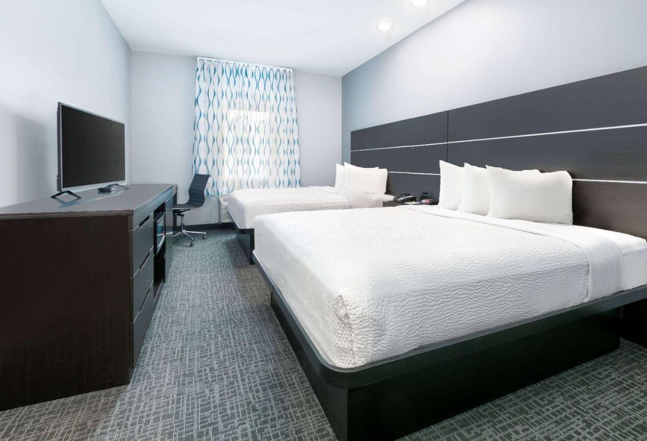 Days Inn By Wyndham Zachary La Екстер'єр фото