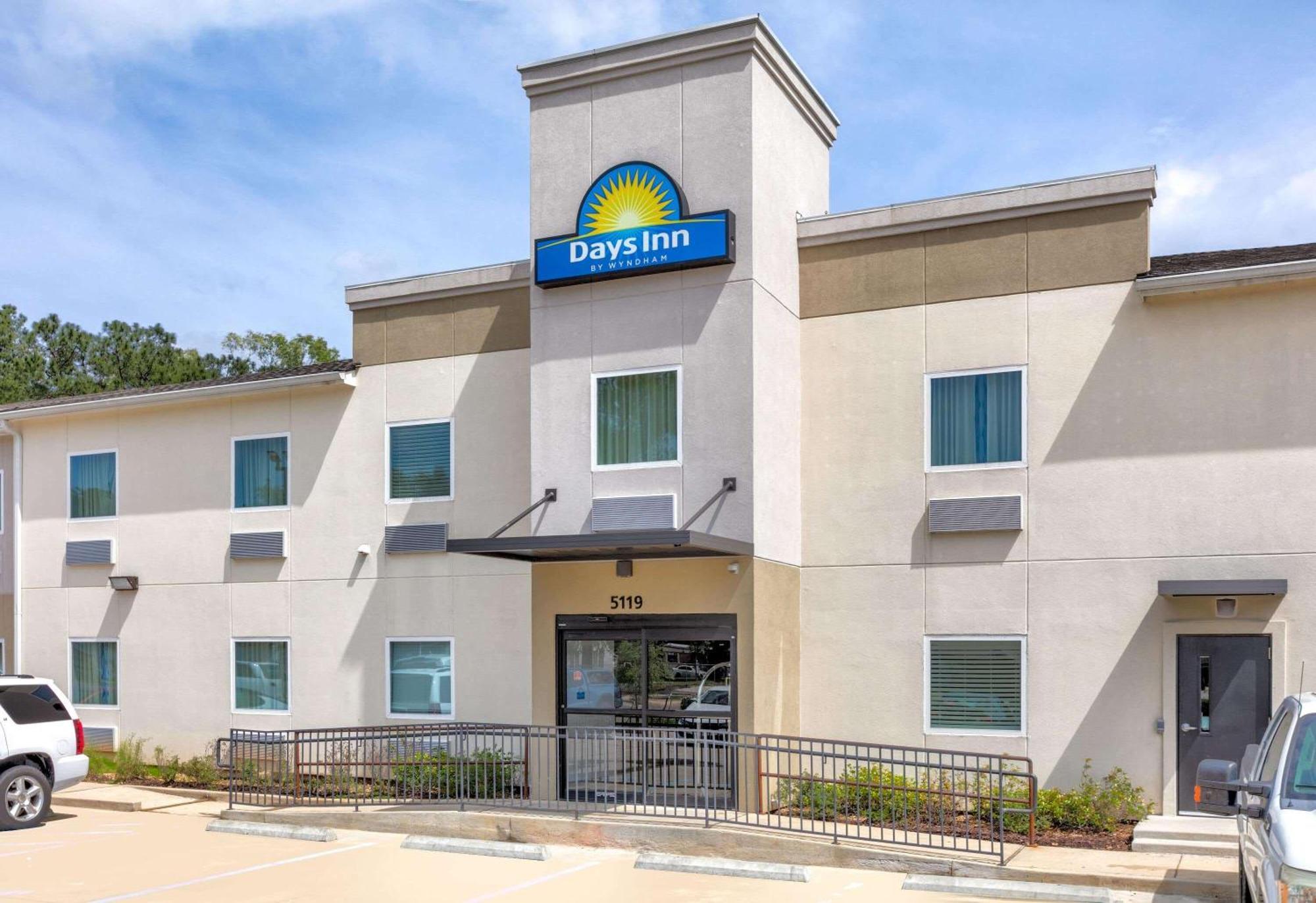 Days Inn By Wyndham Zachary La Екстер'єр фото